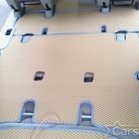 Коврики текстильные на Toyota Noah-Voxy II пр.руль (2007-2015) Без салазок